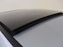 Mercedes-Benz A-klasse 180 AMG Line Panorama Dak / Nightpakket / Parkeercamera / Sfeerverlichting / Stoelverwarming /