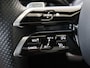 Mercedes-Benz A-klasse 180 AMG Line Panorama Dak / Nightpakket / Parkeercamera / Sfeerverlichting / Stoelverwarming /
