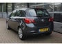 Opel Corsa 1.4 Edition met trekhaak!