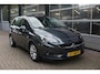 Opel Corsa 1.4 Edition met trekhaak!