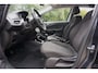 Opel Corsa 1.4 Edition met trekhaak!
