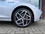 Volkswagen Golf 1.5 eTSI Style - Automaat - Virt.Cockpit - Winterpakket - Navi - Parkeerhulp