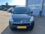 Peugeot Partner 122 1.6 e-HDI L2 XR | Airco | Trekhaak | Nieuwe distributie | Marge |
