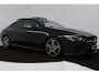Mercedes-Benz CLA 200 Business Solution AMG (PANORAMADAK, SFEERVERLICHTING, PARKEERSENSOREN, STOELVERWARMING)