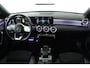 Mercedes-Benz CLA 200 Business Solution AMG (PANORAMADAK, SFEERVERLICHTING, PARKEERSENSOREN, STOELVERWARMING)
