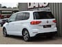 Volkswagen Touran 1.5 TSI DSG Highline R-Line LED/ACC/Keyless