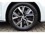 Volkswagen Touran 1.5 TSI DSG Highline R-Line LED/ACC/Keyless