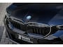 BMW 5-Serie Touring 550e xDrive | | M Sportpakket Pro | Driving Assistant Professional | Panoramadak| Innovation Pack | B&W Surround Sound System | Parking Assistant Professional |