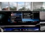 BMW 5-Serie Touring 550e xDrive | | M Sportpakket Pro | Driving Assistant Professional | Panoramadak| Innovation Pack | B&W Surround Sound System | Parking Assistant Professional |
