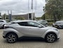 Toyota C-HR 1.8 Hybrid Style KEYLESS LED JBL-AUDIO STOELVERWARMING PARK-ASSIST PARK-SENSOREN LM-VELGEN CAMERA