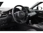 Toyota C-HR 1.8 Hybrid Style | Navigatie | Dodehoek detectie | Stoelverwarming | Parkeersensoren voor/achter | Apple Carplay / Android Auto | Keyless | Adaptive Cruise | Clima | 18 inch