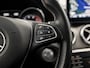 Mercedes-Benz CLA 180 Sport (GROOT NAVIGATIE, CAMERA, ZWART HEMEL, STOELVERWARMING, GETINT GLAS, HALF LEDER, XENON, GETINT GLAS, KEYLESS START, WITTE STIKSELS,
