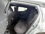 Toyota C-HR 2.0 Hybrid Style | Stoelverwarming | Climate control | Privacy glass | LM velgen |