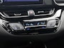 Toyota C-HR 2.0 Hybrid Style | Stoelverwarming | Climate control | Privacy glass | LM velgen |