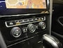 Volkswagen Golf 2.0 TSI GTI Performance PANO VIRTUAL LEER