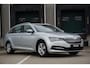 Skoda Superb Combi 1.5 TSI 150pk DSG ACT Business Edition | Navigatie | Cruise | Trekhaak Wegklapbaar | LM Velgen