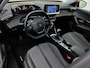 Peugeot 2008 SUV Allure 130pk | Navigatie | Achteruitrijcamera | Stoelverwarming | Climate Control | Cruise Control | Parkeersensoren | Keyless start | Armsteun | Bluetooth | Apple CarPlay / Android Auto | DAB+ radio | All seasonbanden | Donker getint glas | 17" lichtmetalen velgen |