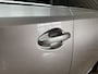 Toyota Auris 1.8 Hybrid Lease Pro *Panoramadak* Org.NL! / Leder / Camera / Afn. Trekhaak / Keyless / Stoelverwarming / Navigatie / Cruise / 17'' LMV