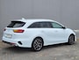 Kia Ceed Sportswagon 1.6 GDI PHEV ExecutiveLine Automaat / Fabrieksgarantie tot 03/2029/ Dealer onderhouden / Afn. trekhaak  1.300 kg / Lederen bekleding / Navigatie / Camera / Achterbank-, voorstoel- en stuurwielverwarming / geventileerde voorstoelen / Apple Carplay / Android Auto /