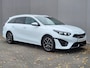 Kia Ceed Sportswagon 1.6 GDI PHEV ExecutiveLine Automaat / Fabrieksgarantie tot 03/2029/ Dealer onderhouden / Afn. trekhaak  1.300 kg / Lederen bekleding / Navigatie / Camera / Achterbank-, voorstoel- en stuurwielverwarming / geventileerde voorstoelen / Apple Carplay / Android Auto /