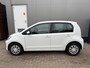 Volkswagen Up! 1.0 / 1E EIGENAAR / ZEER LUXE / ACHTERUITRIJCAMERA / CLIMATE CONTROL / CRUISE CONTROL / PARKEERSENSOREN / NL AUTO