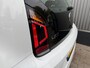Volkswagen Up! 1.0 / 1E EIGENAAR / ZEER LUXE / ACHTERUITRIJCAMERA / CLIMATE CONTROL / CRUISE CONTROL / PARKEERSENSOREN / NL AUTO