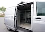 Volkswagen Transporter 2.0 TDI 150PK L2 Automaat EURO 6 - Airco - Navi - Cruise  - Trekhaak - € 19.900,- Excl.