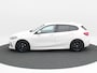 BMW 1-Serie 118i Executive Edition 140 Pk | Sportstoelen |  Cruise Control | LED | Climate Control | Navigatiesysteem | Digitaal Dashboard | Parkeersensoren | 17 Inch