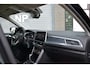Volkswagen T-Roc 1.5 TSI Style 150Pk Automaat | Navigatie | Stoelverwarming | Achteruitrijcamera