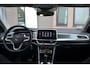 Volkswagen T-Roc 1.5 TSI Style 150Pk Automaat | Navigatie | Stoelverwarming | Achteruitrijcamera