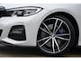 BMW 3-Serie 330i M-Sport | Head-up | Cruise | Stoelverwarming