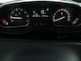 Peugeot 208 1.2 PureTech Signature | NAP | Automaat | Cruise | Navi | Lage KM's!