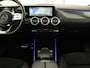 Mercedes-Benz B-klasse 200 Business Solution AMG | Half Leder/Alcantara | Stoelverwarming | Sfeerverlichting | Camera | Navigatie