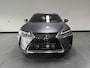 Lexus UX 250h Business Line / PDC v+a / Stuur- en stoelverwarming