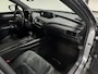 Lexus UX 250h Business Line / PDC v+a / Stuur- en stoelverwarming