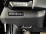 Lexus UX 250h Business Line / PDC v+a / Stuur- en stoelverwarming
