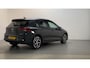 Volkswagen Golf 1.5 eTSI 150pk DSG Highline Virtual Cockpit Stoelverwarming Navigatie Alcantara