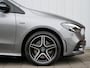 Mercedes-Benz B-klasse 250 e Business Solution Luxury 218 Pk Automaat Navigatie / Apple Carplay / Camera / DAB