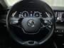 Skoda Octavia Combi 1.0 TSI 110pk 6-bak Ambition Virtual Cockpit Trekhaak Navigatie Parkeersensoren
