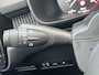 Volvo XC40 1.5 T5 Recharge 262 pk R-Design Navigatie Panoramadak Pilot Asist  ACC 360 Camera Harman Kardon Elek Stoel Dab Stoel + Stuur verwarming Extra Getint Glas Wit Metallic ! Plug In Hybride