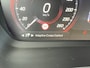 Volvo XC40 1.5 T5 Recharge 262 pk R-Design Navigatie Panoramadak Pilot Asist  ACC 360 Camera Harman Kardon Elek Stoel Dab Stoel + Stuur verwarming Extra Getint Glas Wit Metallic ! Plug In Hybride