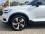 Volvo XC40 1.5 T5 Recharge 262 pk R-Design Navigatie Panoramadak Pilot Asist  ACC 360 Camera Harman Kardon Elek Stoel Dab Stoel + Stuur verwarming Extra Getint Glas Wit Metallic ! Plug In Hybride