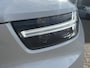 Volvo XC40 1.5 T5 Recharge 262 pk R-Design Navigatie Panoramadak Pilot Asist  ACC 360 Camera Harman Kardon Elek Stoel Dab Stoel + Stuur verwarming Extra Getint Glas Wit Metallic ! Plug In Hybride