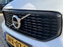 Volvo XC40 1.5 T5 Recharge 262 pk R-Design Navigatie Panoramadak Pilot Asist  ACC 360 Camera Harman Kardon Elek Stoel Dab Stoel + Stuur verwarming Extra Getint Glas Wit Metallic ! Plug In Hybride
