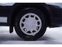 Ford Transit 2.0 TDCI 170 pk Automaat L3H2 Trend Airco,Trekhaak Camera, Laadruimte Pakket, PDC V+A, 3-Zits
