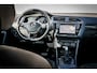 Volkswagen Tiguan 2.0 TDi Automaat Highline I Org. Trehkaak I Virtual Cockpit I Camera I 18 inch. LMV