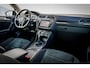 Volkswagen Tiguan 2.0 TDi Automaat Highline I Org. Trehkaak I Virtual Cockpit I Camera I 18 inch. LMV