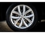 Volkswagen Tiguan 2.0 TDi Automaat Highline I Org. Trehkaak I Virtual Cockpit I Camera I 18 inch. LMV