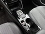 Peugeot e-208 EV Style 50 kWh 136pk Automaat | SOH 98,5% | 3-Fase Laden | Navigatie | Climate Control | Cruise Control | DAB Ontvanger | LED Koplampen | Parkeersensoren Achter | Apple Carplay/Android Auto |