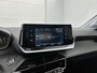 Peugeot e-208 EV Style 50 kWh 136pk Automaat | SOH 98,5% | 3-Fase Laden | Navigatie | Climate Control | Cruise Control | DAB Ontvanger | LED Koplampen | Parkeersensoren Achter | Apple Carplay/Android Auto |
